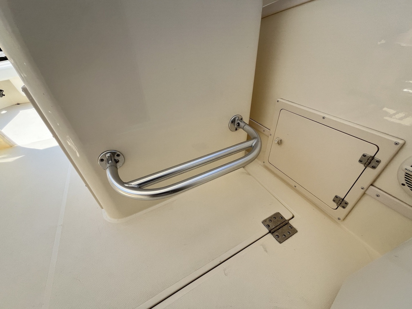 2003 Albemarle 280 Express Fisherman