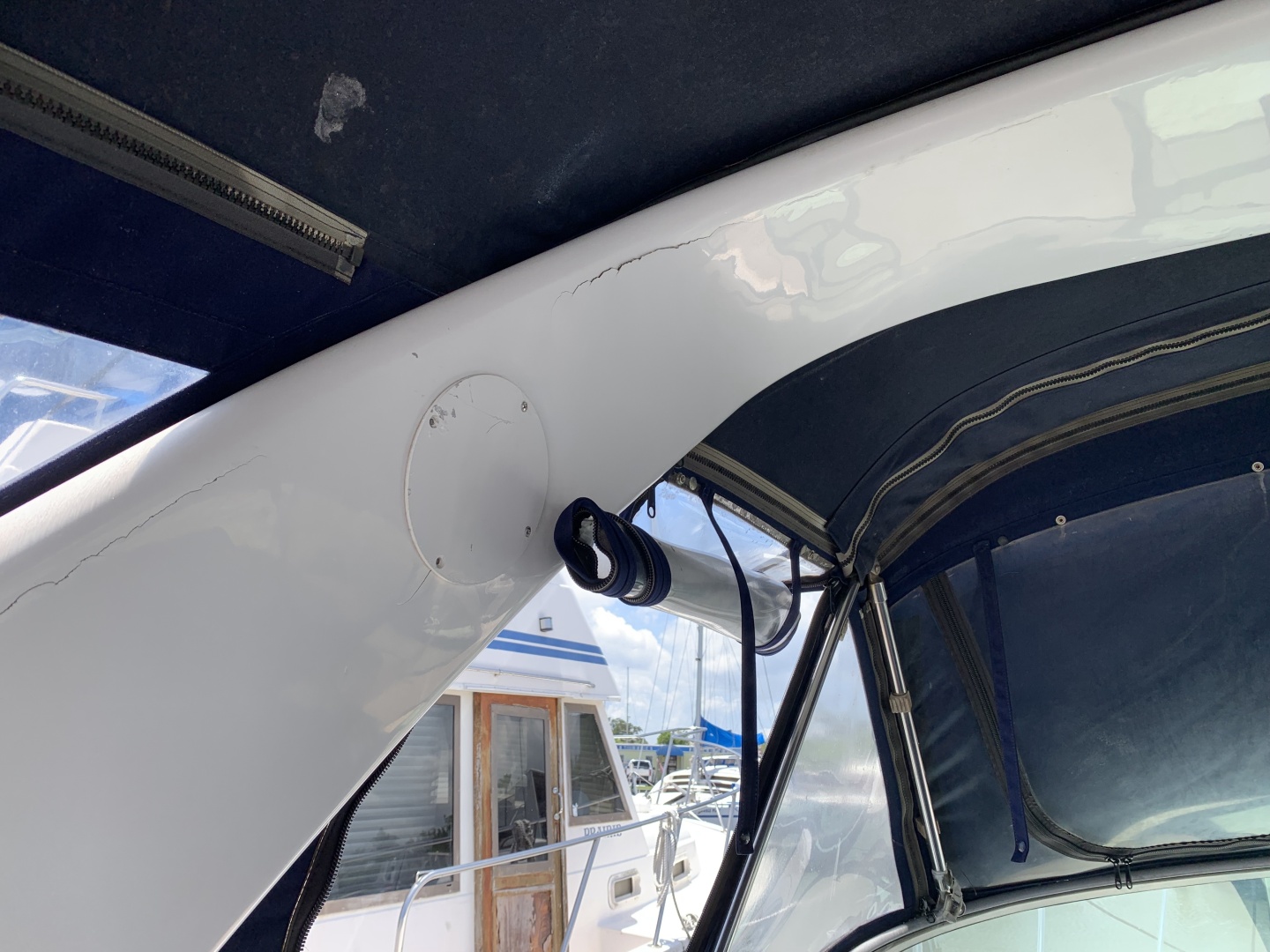 GEORGIE GIRL 32ft Four Winns Yacht For Sale