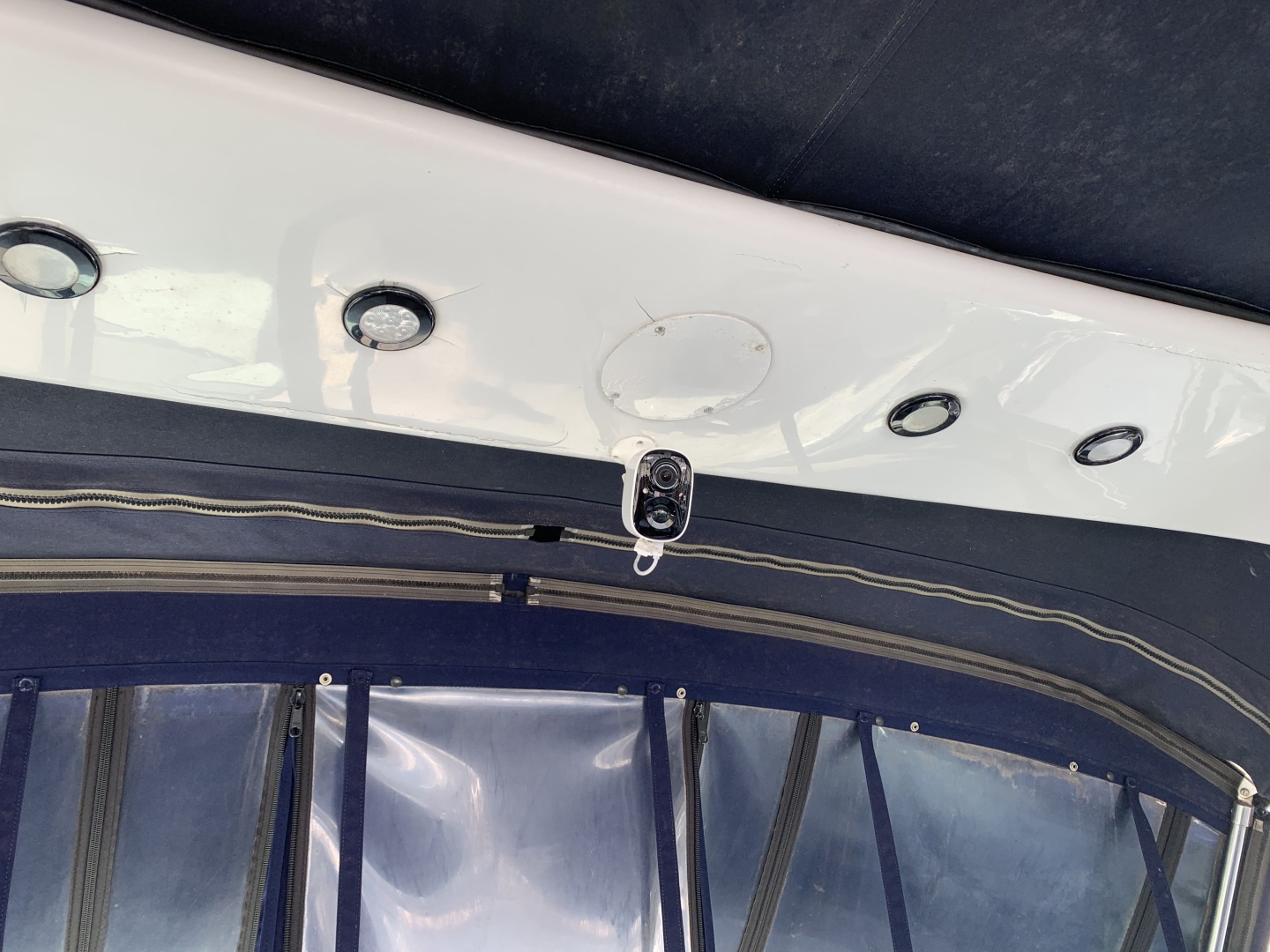GEORGIE GIRL 32ft Four Winns Yacht For Sale