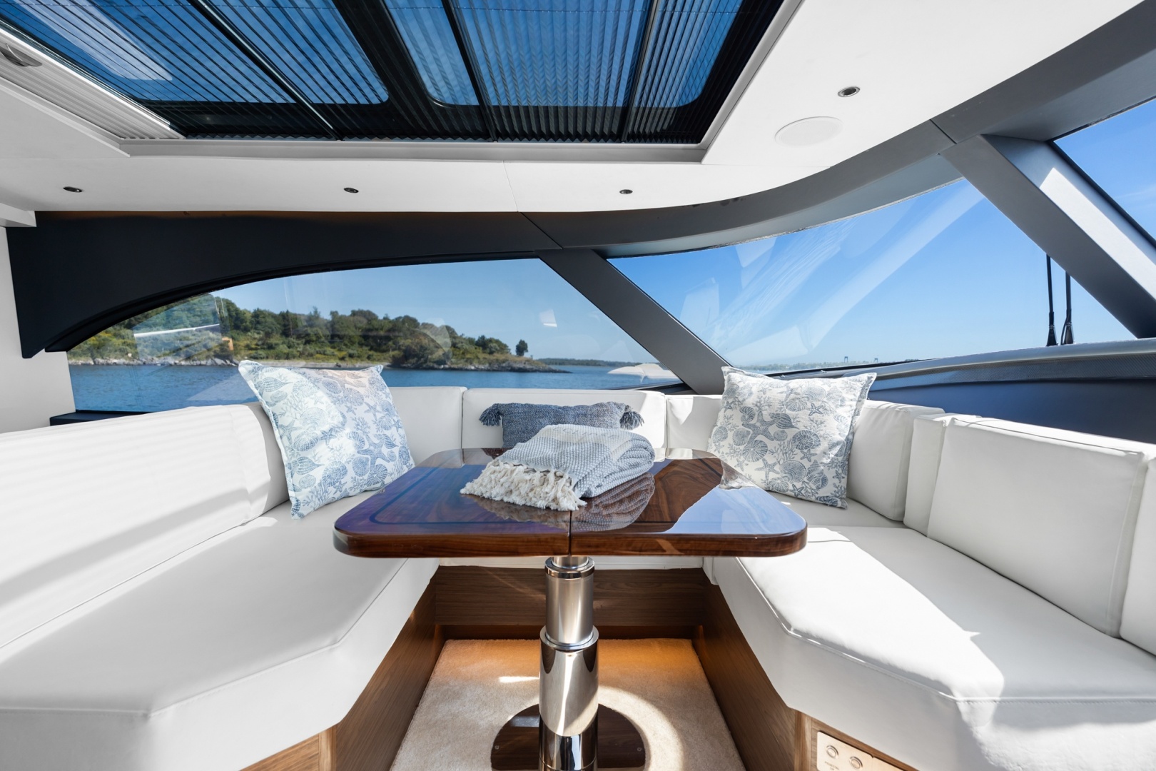 Matterhorn White 50ft ECLIPSE Yacht For Sale