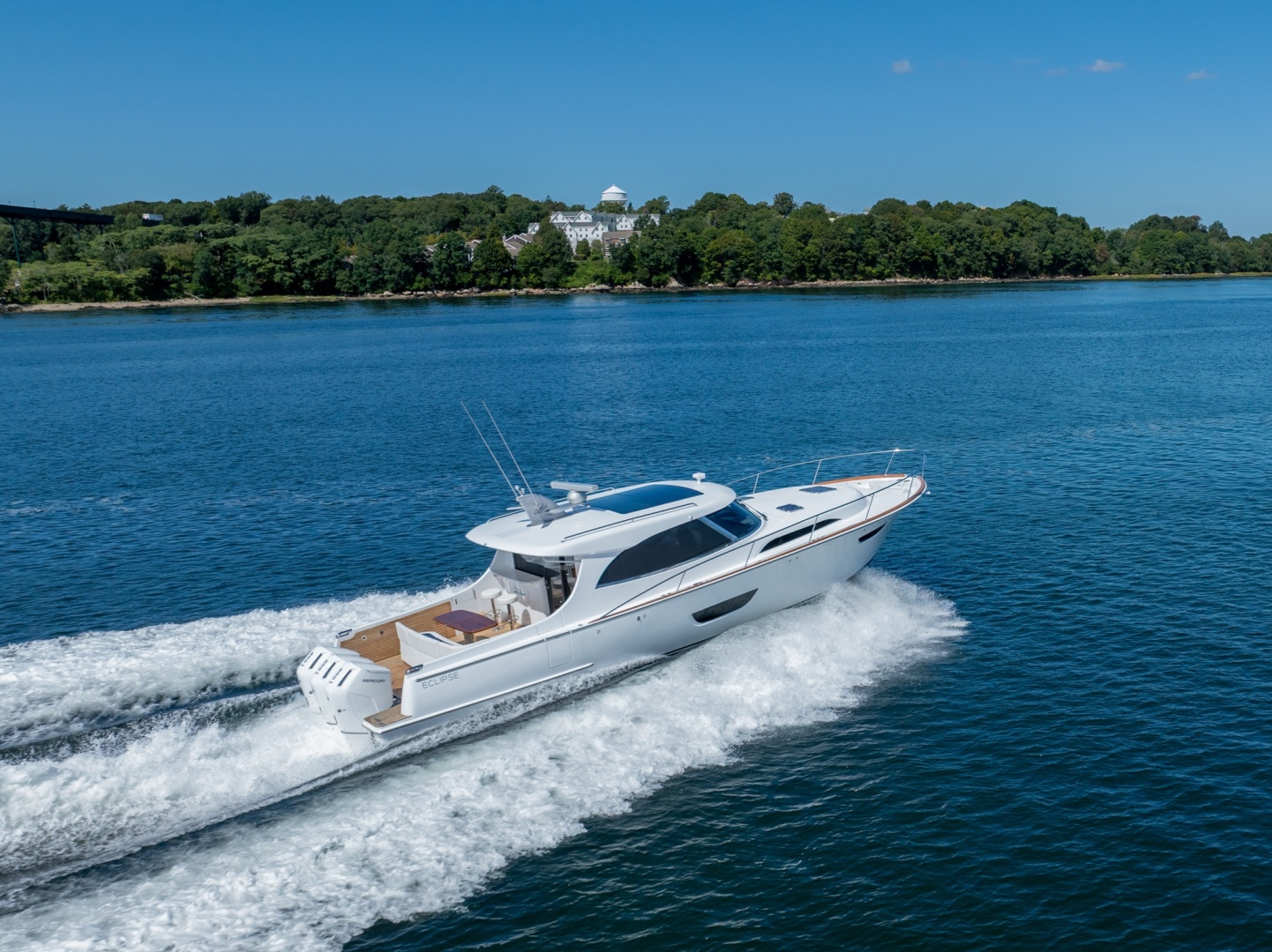 Matterhorn White 50ft ECLIPSE Yacht For Sale