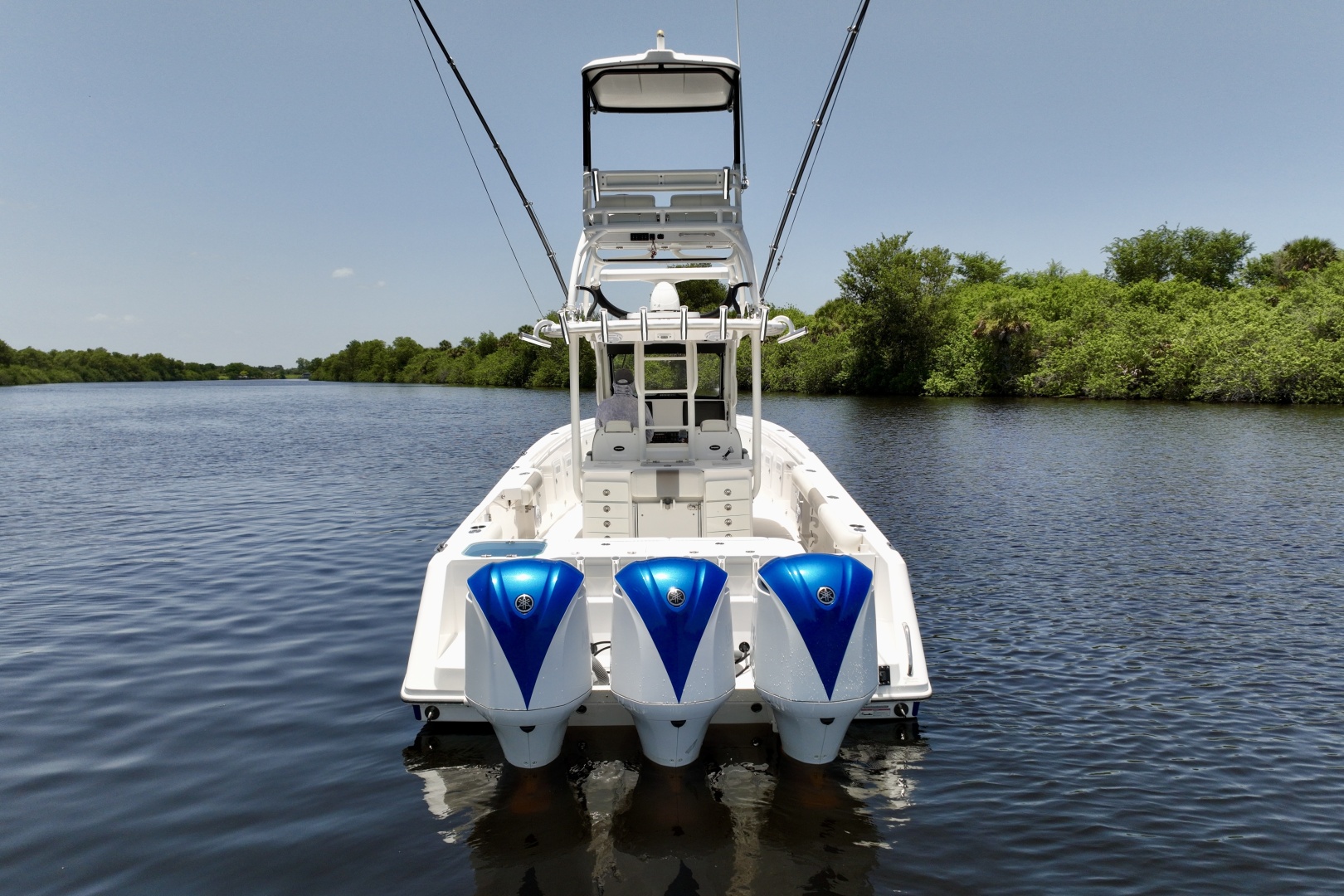 Transom, Triple Yamahas