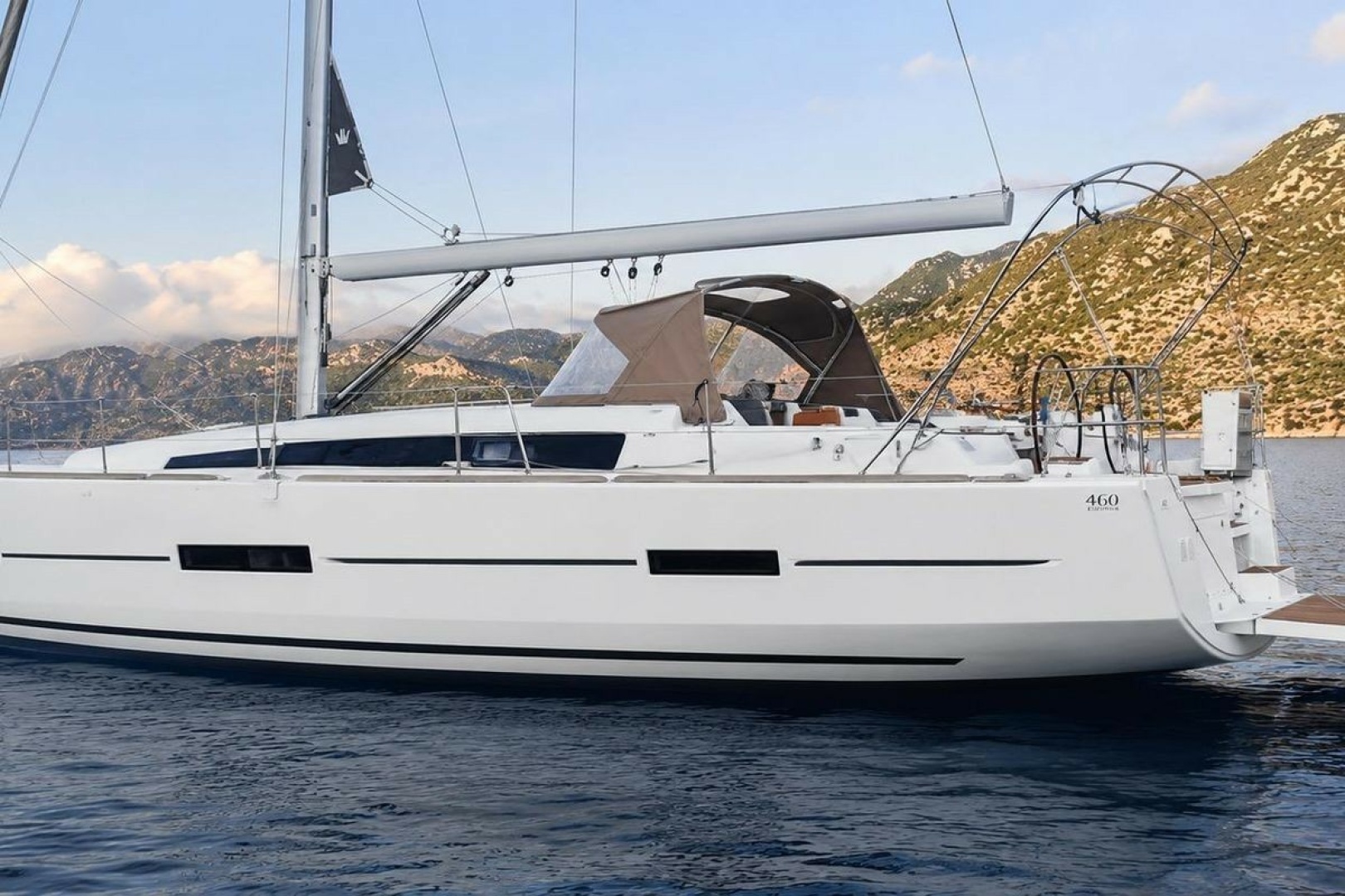 2017 Dufour 460 Grand Large - photo 1 of 20