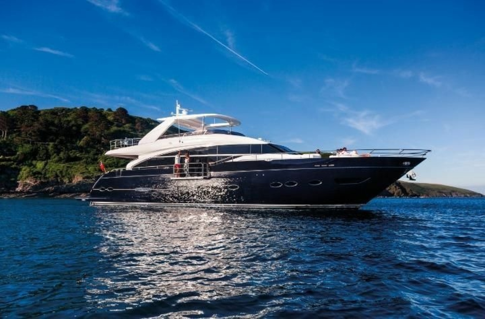 2015 Princess 88 Flybridge Motor Yacht