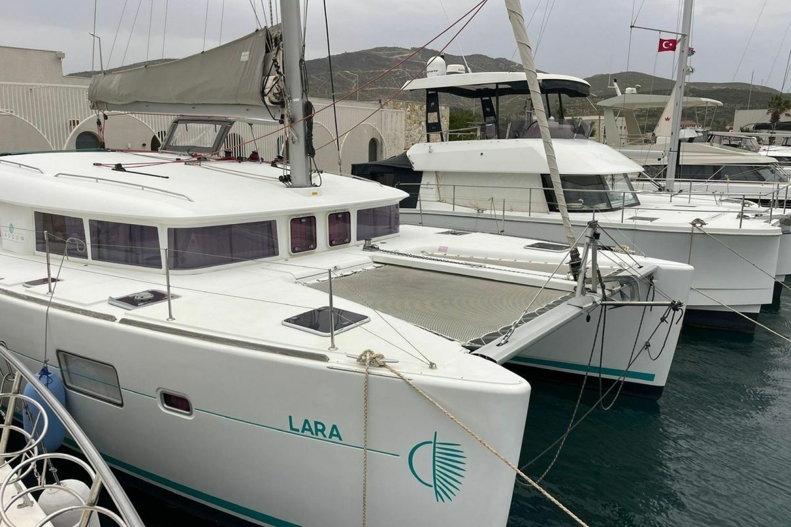2010 Lagoon 400 S2