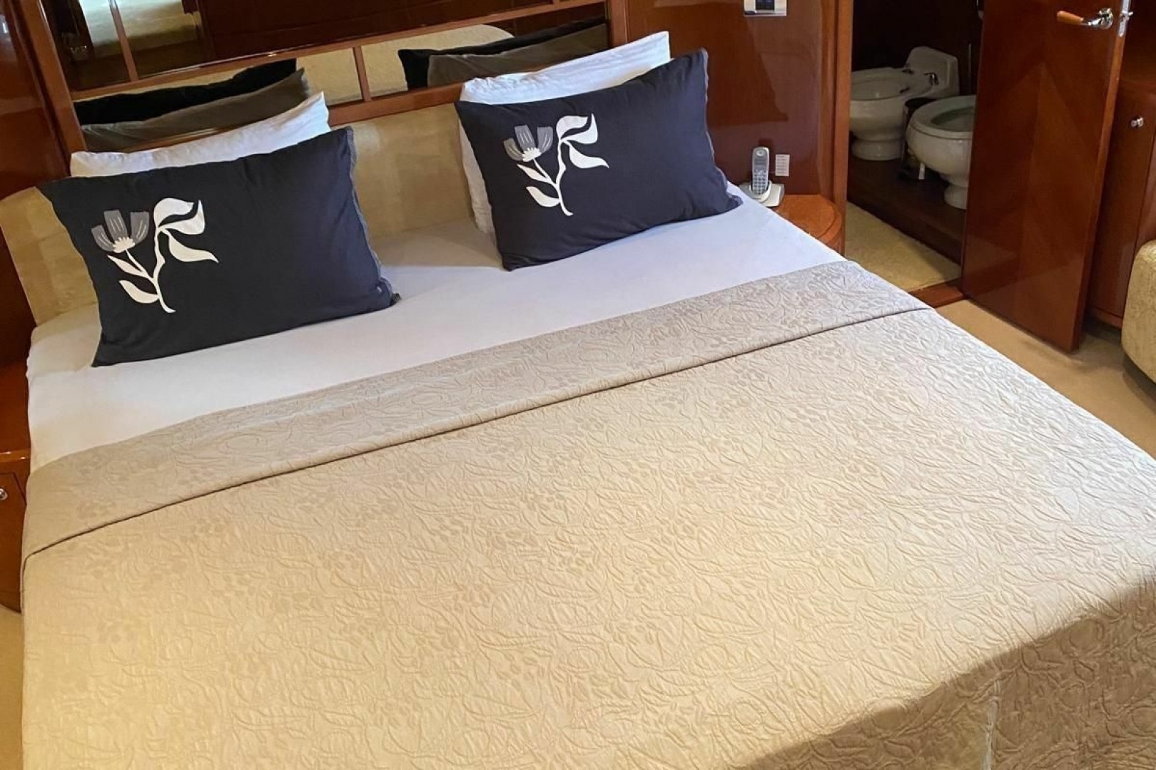 2008 Princess 75 Motor Yacht