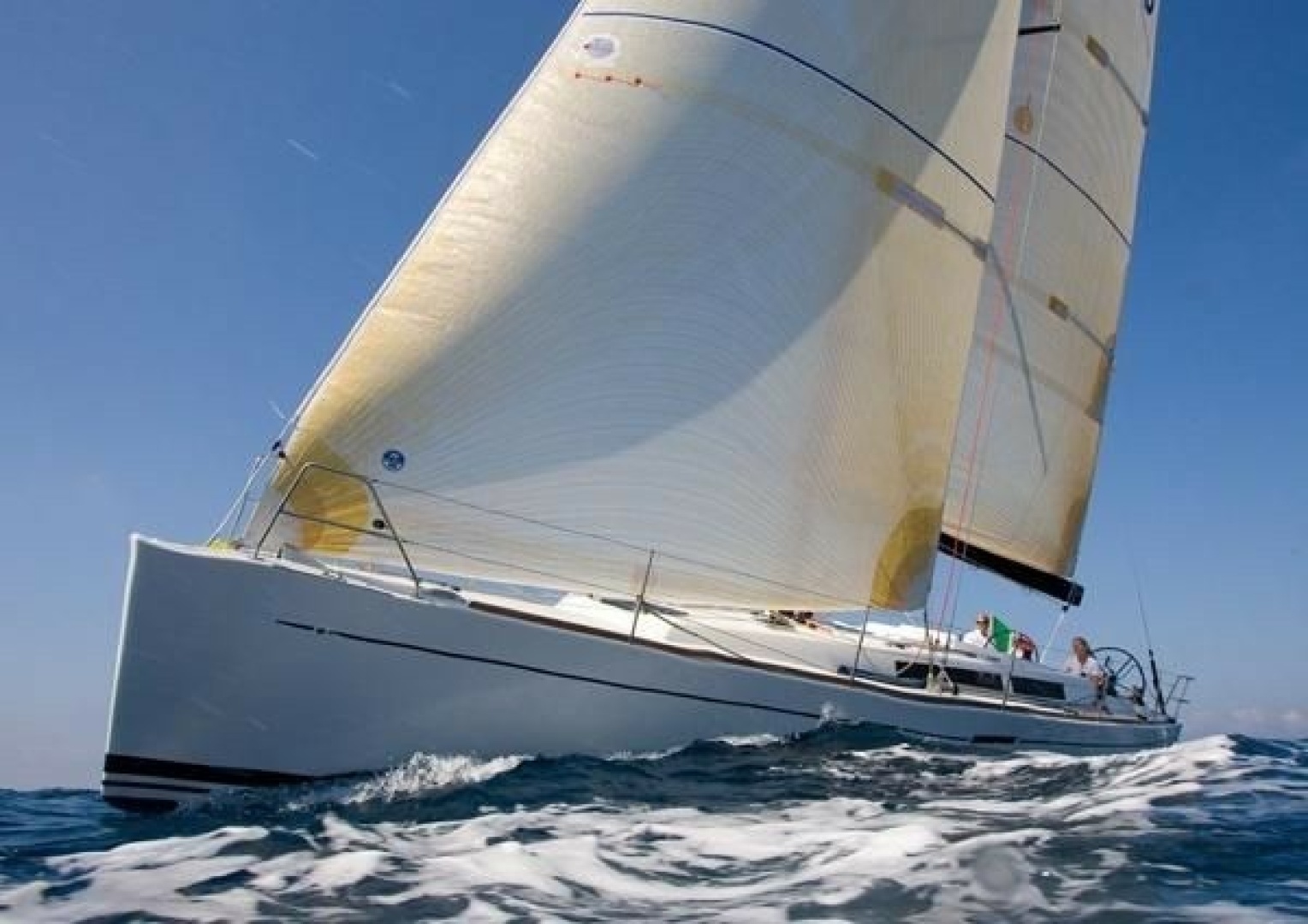 2007 Grand Soleil 43 - photo 1 of 33