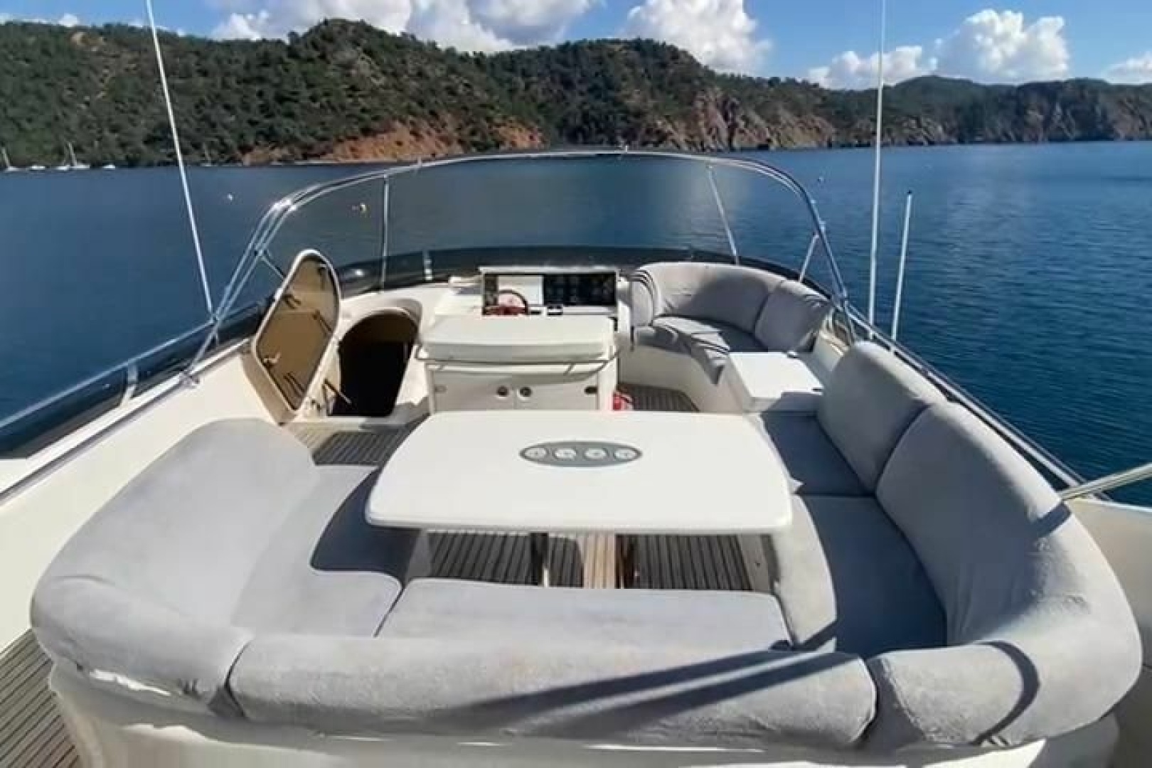 2007 Princess 21M