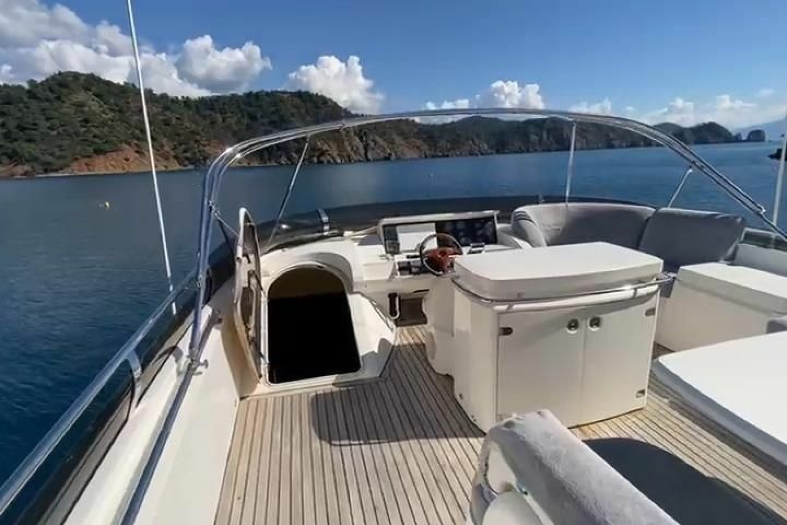 2007 Princess 21M