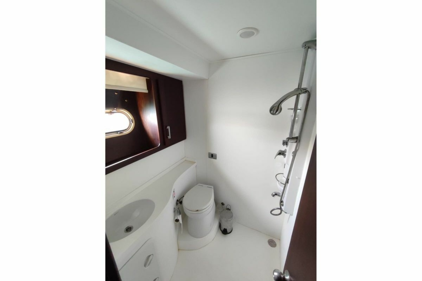 2007 Custom 85 Motor Yacht