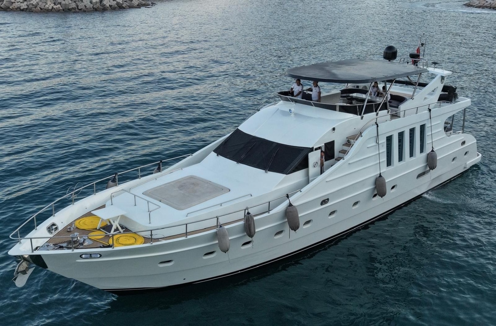 2007 Custom 85 Motor Yacht