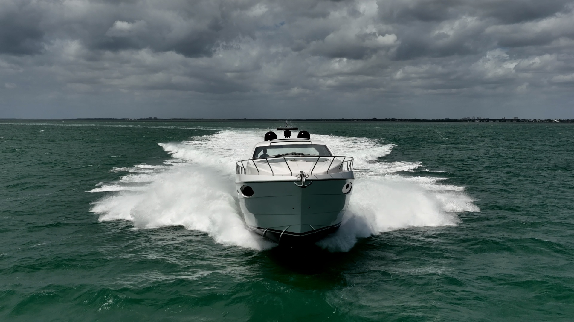 2020 Pershing 62