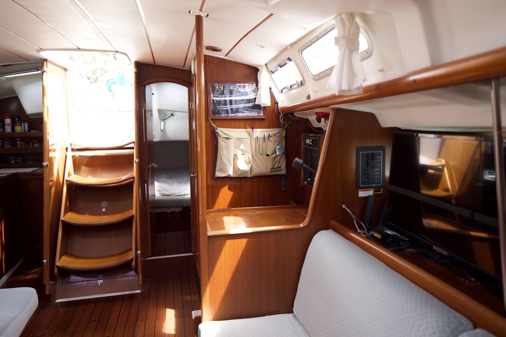 2005 Beneteau 423