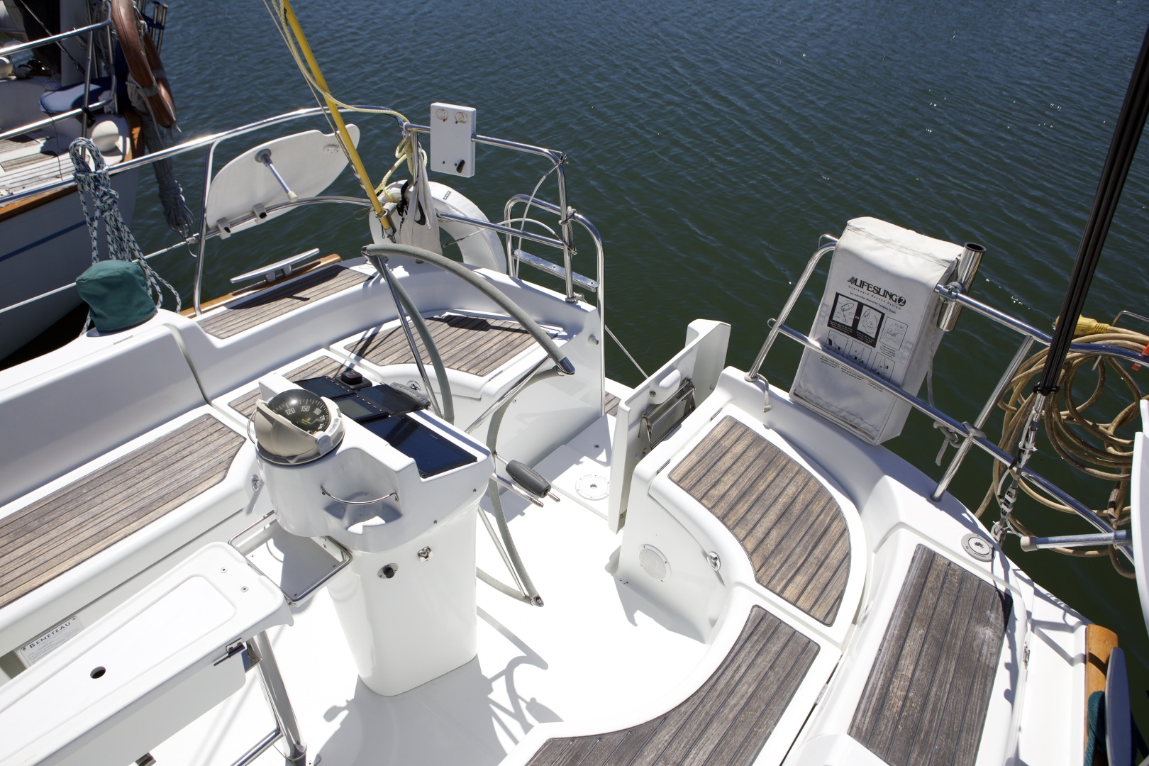 2005 Beneteau 423