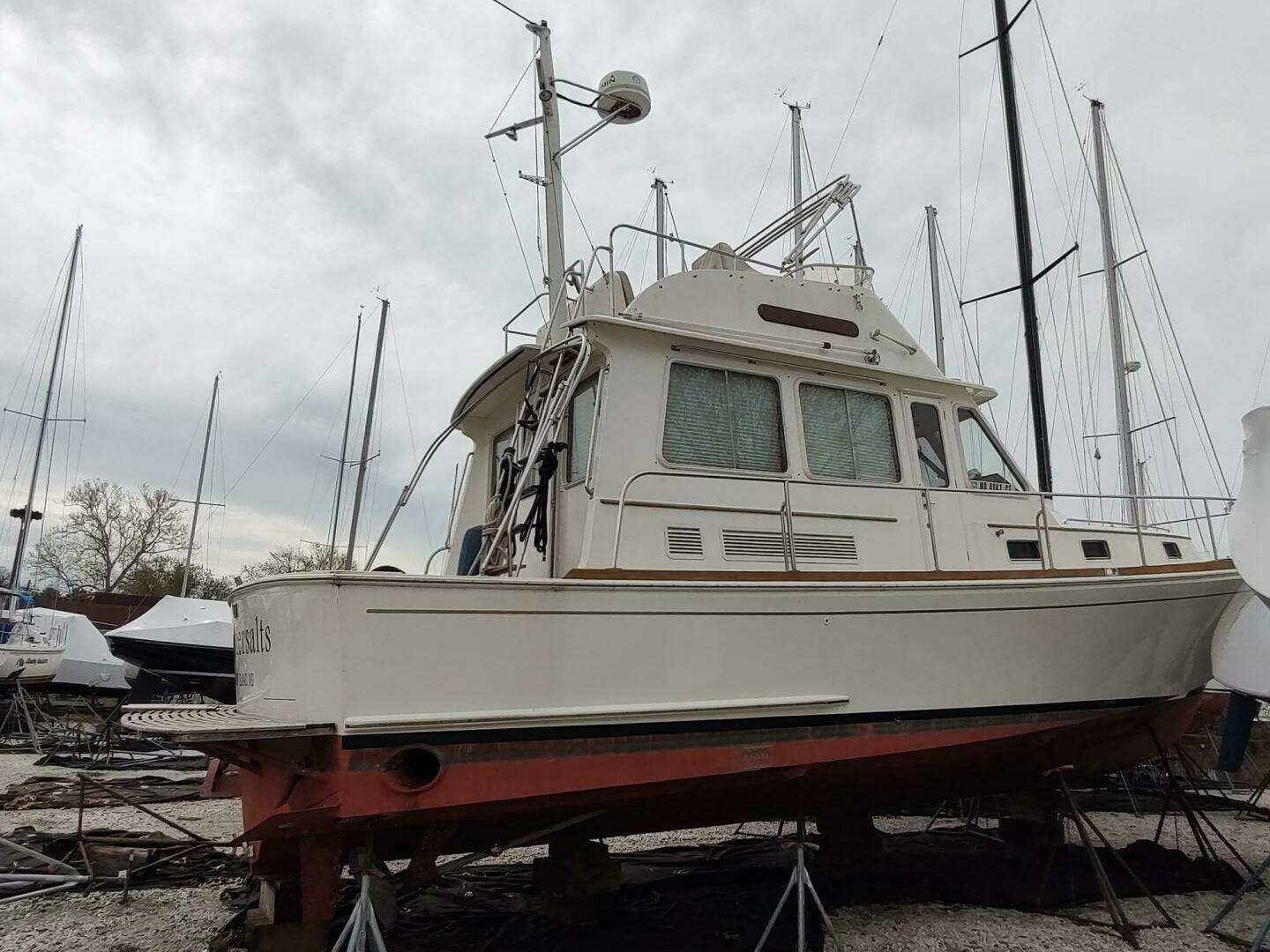 Summersalts 40ft Grand Banks Yacht For Sale Summersalts 40ft Grand Banks Yacht For Sale