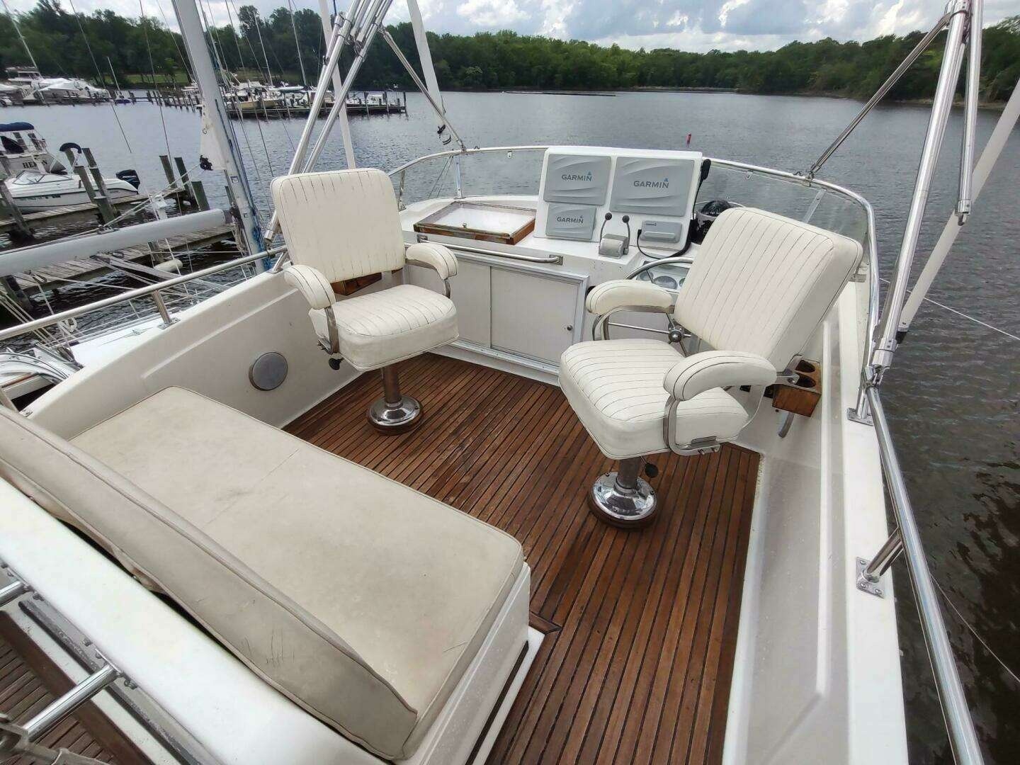Summersalts 40ft Grand Banks Yacht For Sale Summersalts 40ft Grand Banks Yacht For Sale
