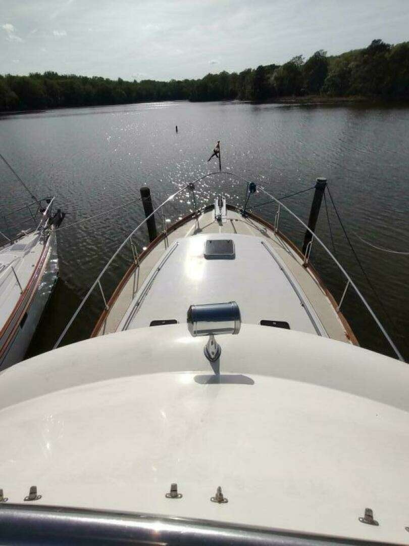 Summersalts 40ft Grand Banks Yacht For Sale Summersalts 40ft Grand Banks Yacht For Sale