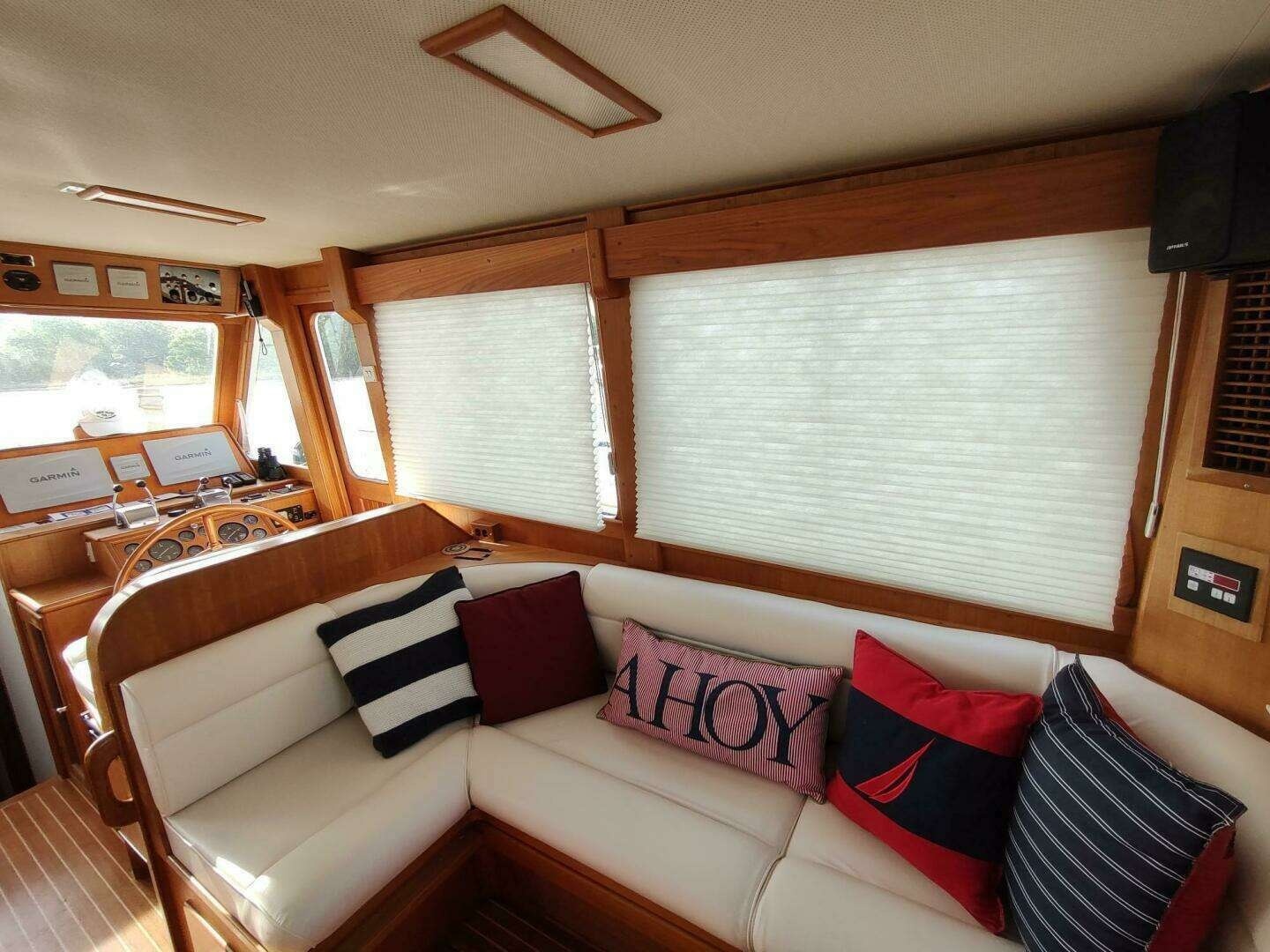 Summersalts 40ft Grand Banks Yacht For Sale Summersalts 40ft Grand Banks Yacht For Sale