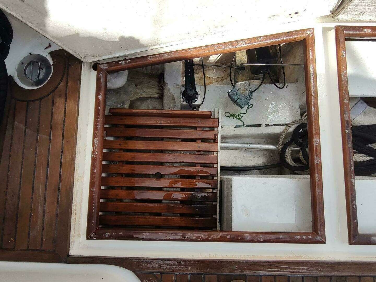 Summersalts 40ft Grand Banks Yacht For Sale Summersalts 40ft Grand Banks Yacht For Sale