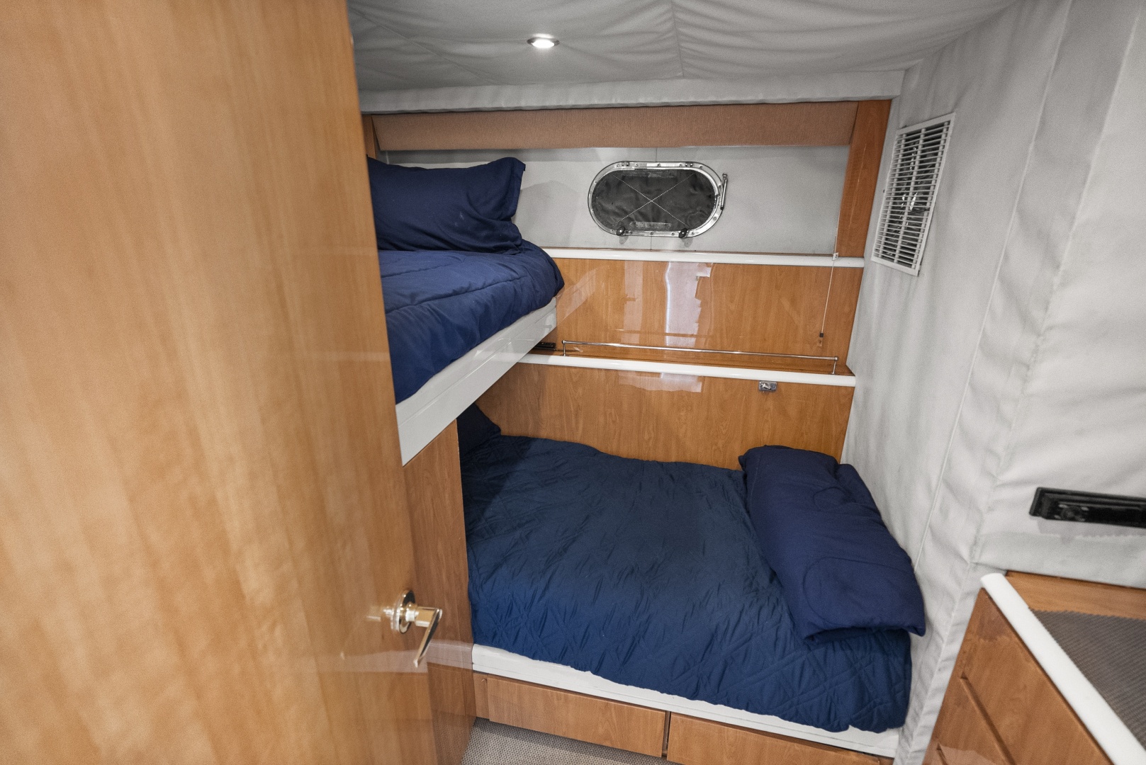 2004 Cheoy Lee Flybridge