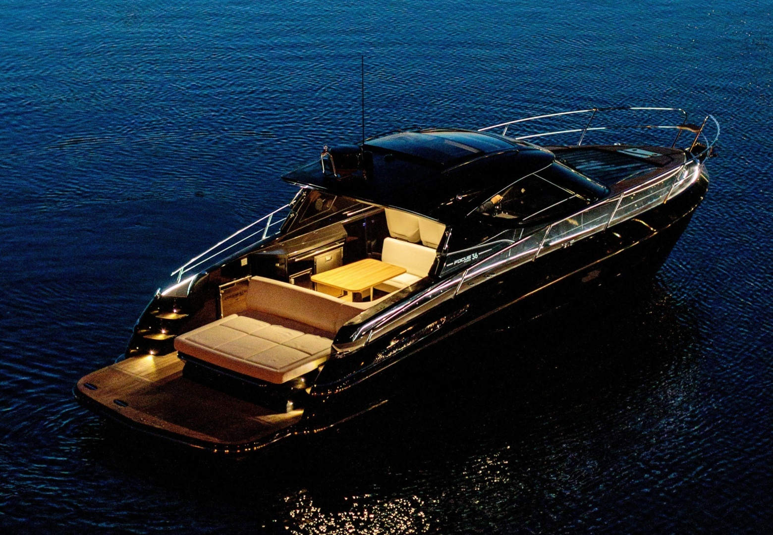 Focus Motor Yachts GTX 36
