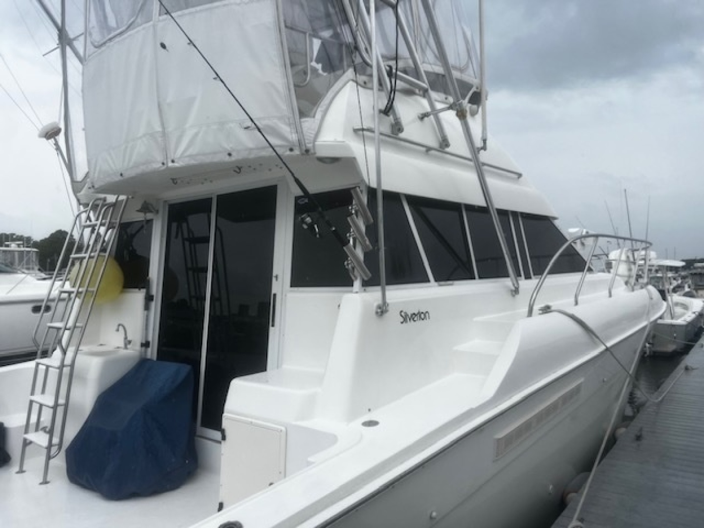 SOGGY DOLLAR 41ft Silverton Yacht For Sale SOGGY DOLLAR 41ft Silverton Yacht For Sale