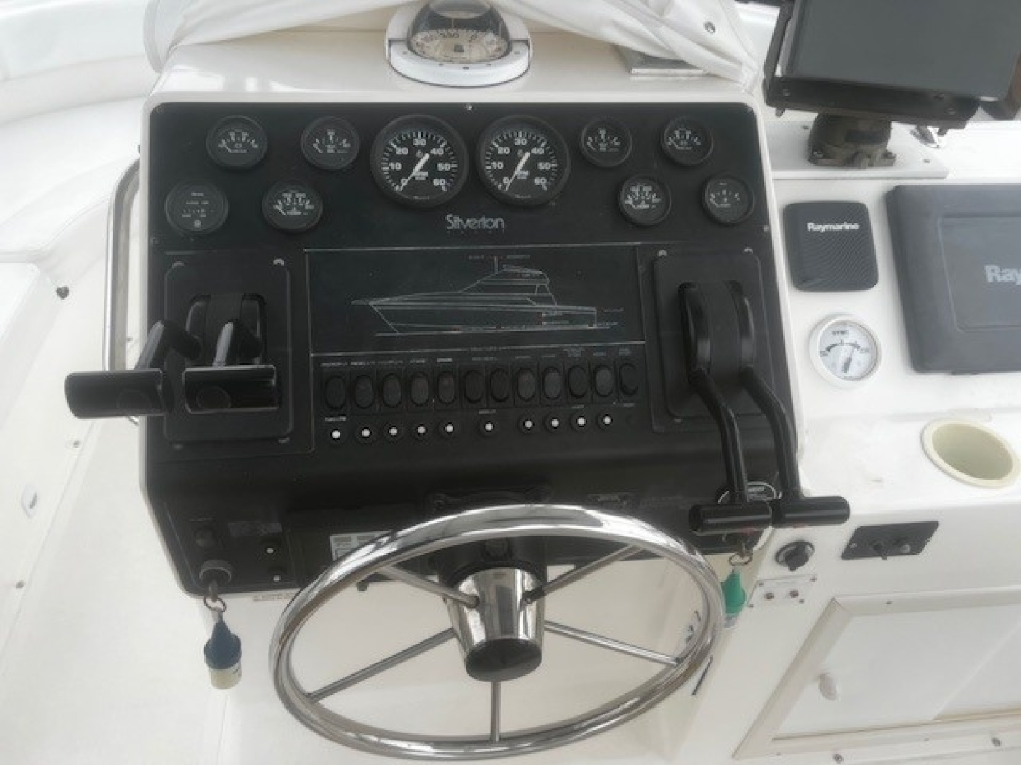 SOGGY DOLLAR 41ft Silverton Yacht For Sale SOGGY DOLLAR 41ft Silverton Yacht For Sale