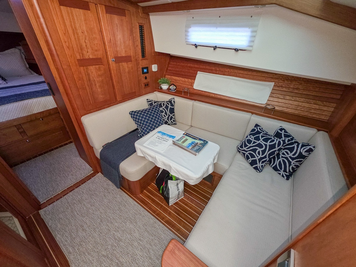 Sabre 43 Salon Express Yacht For Sale