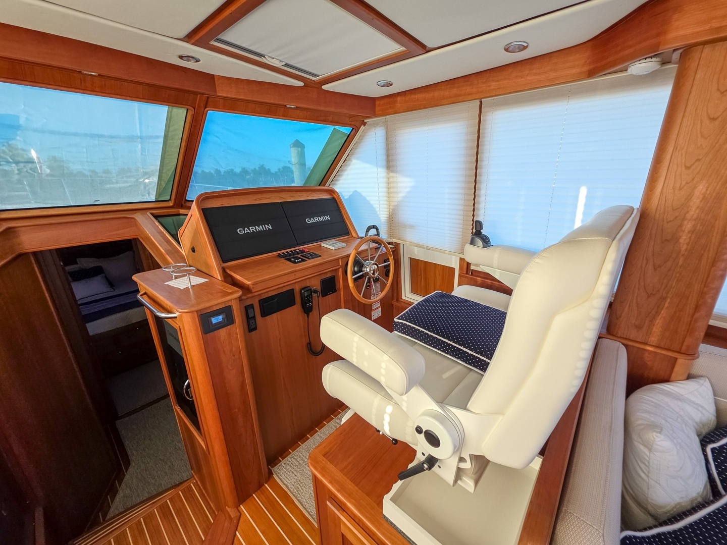 Sabre 43 Salon Express Yacht For Sale