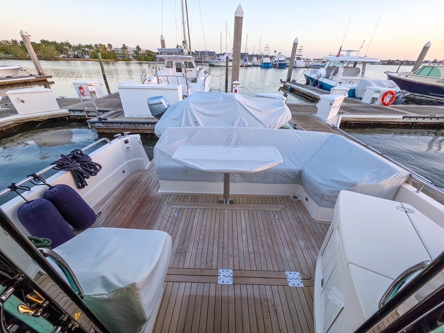 Sabre 43 Salon Express Yacht For Sale