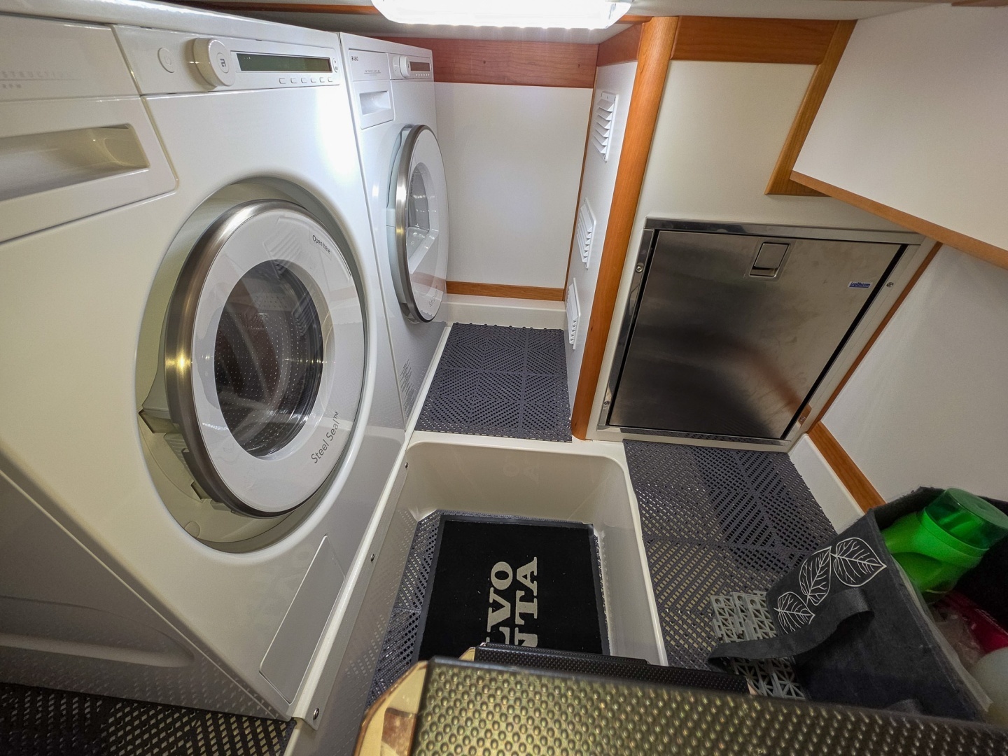 Sabre 43 Salon Express Yacht For Sale