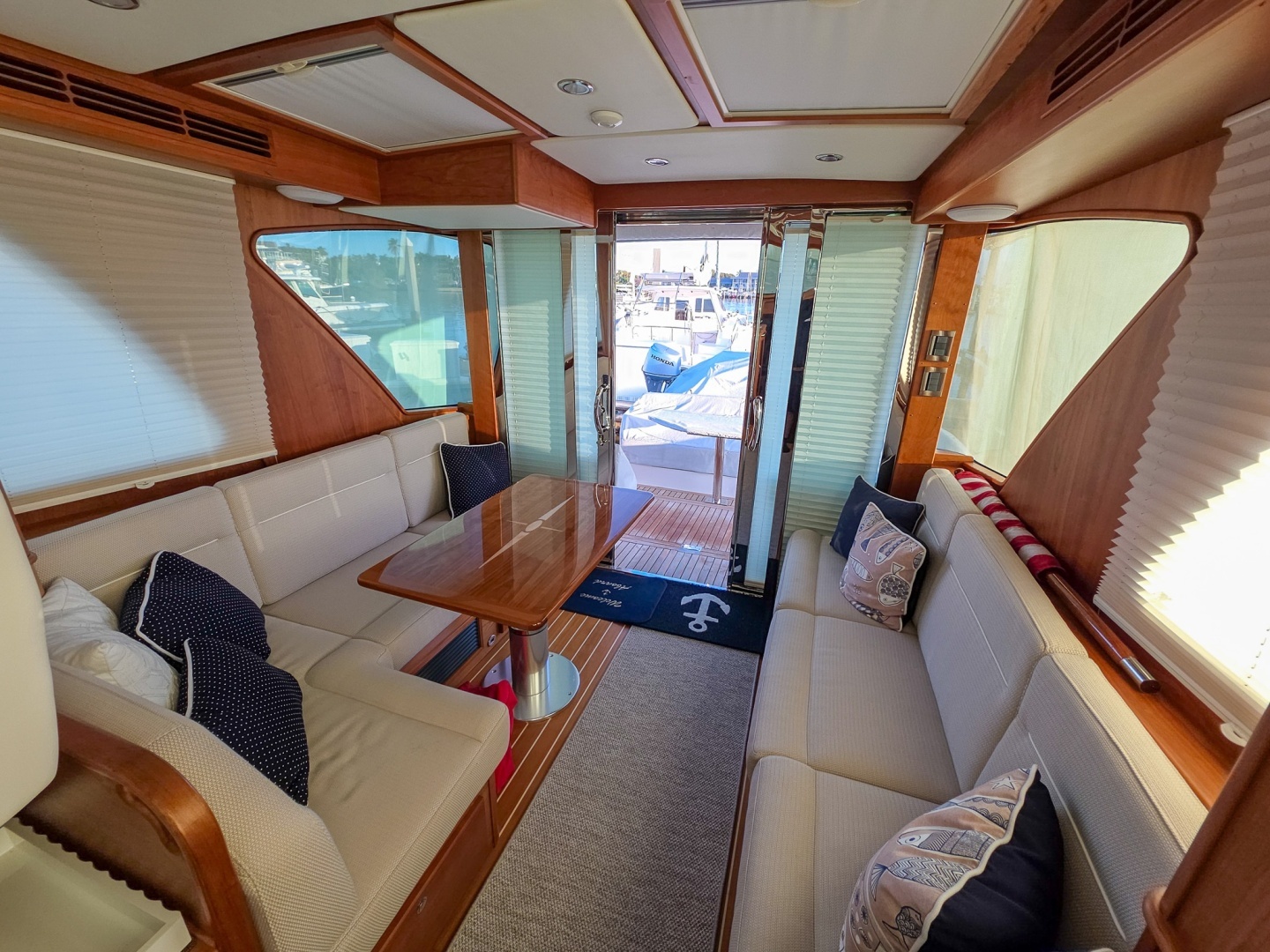 Sabre 43 Salon Express Yacht For Sale