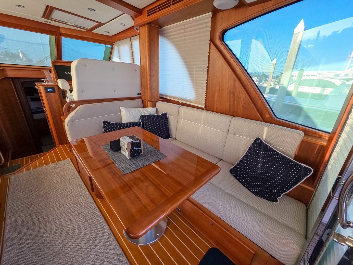 Sabre 43 Salon Express Yacht For Sale