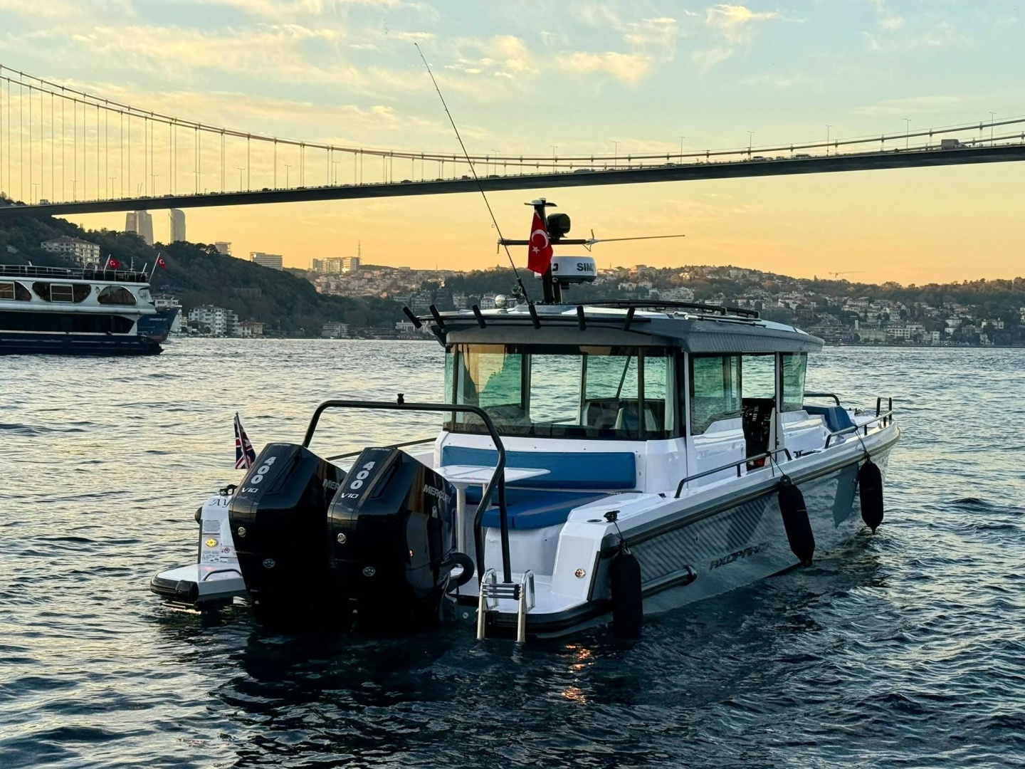 2026 Axopar 37 XC Cross Cabin