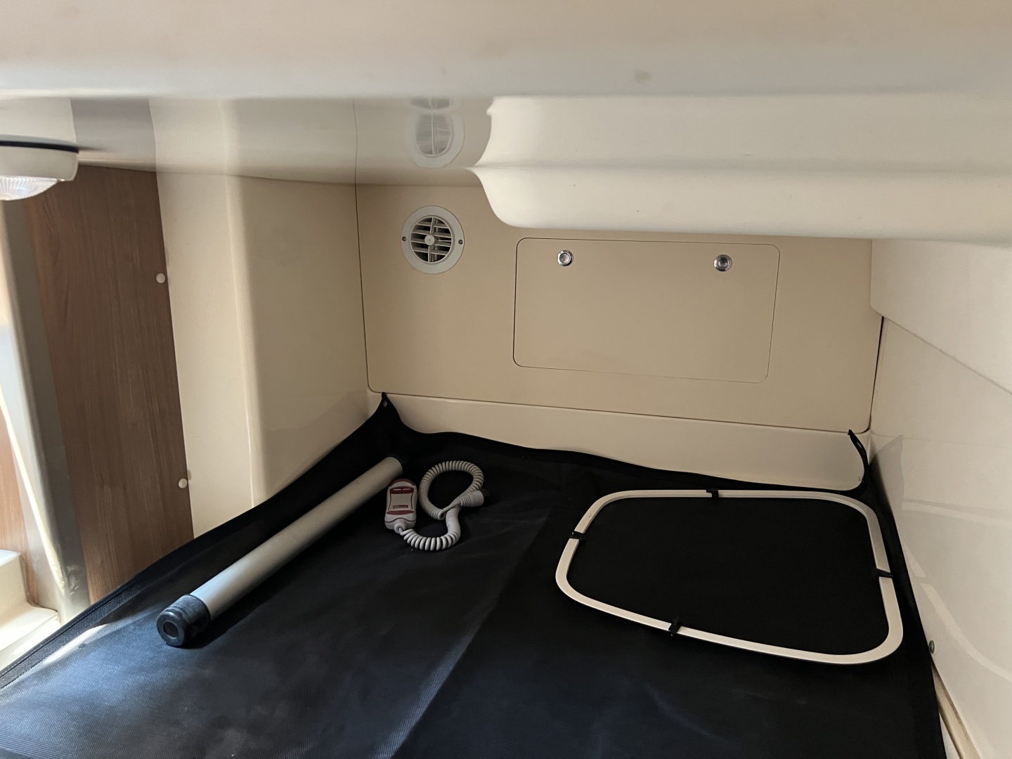 28ft Boston Whaler Yacht For Sale