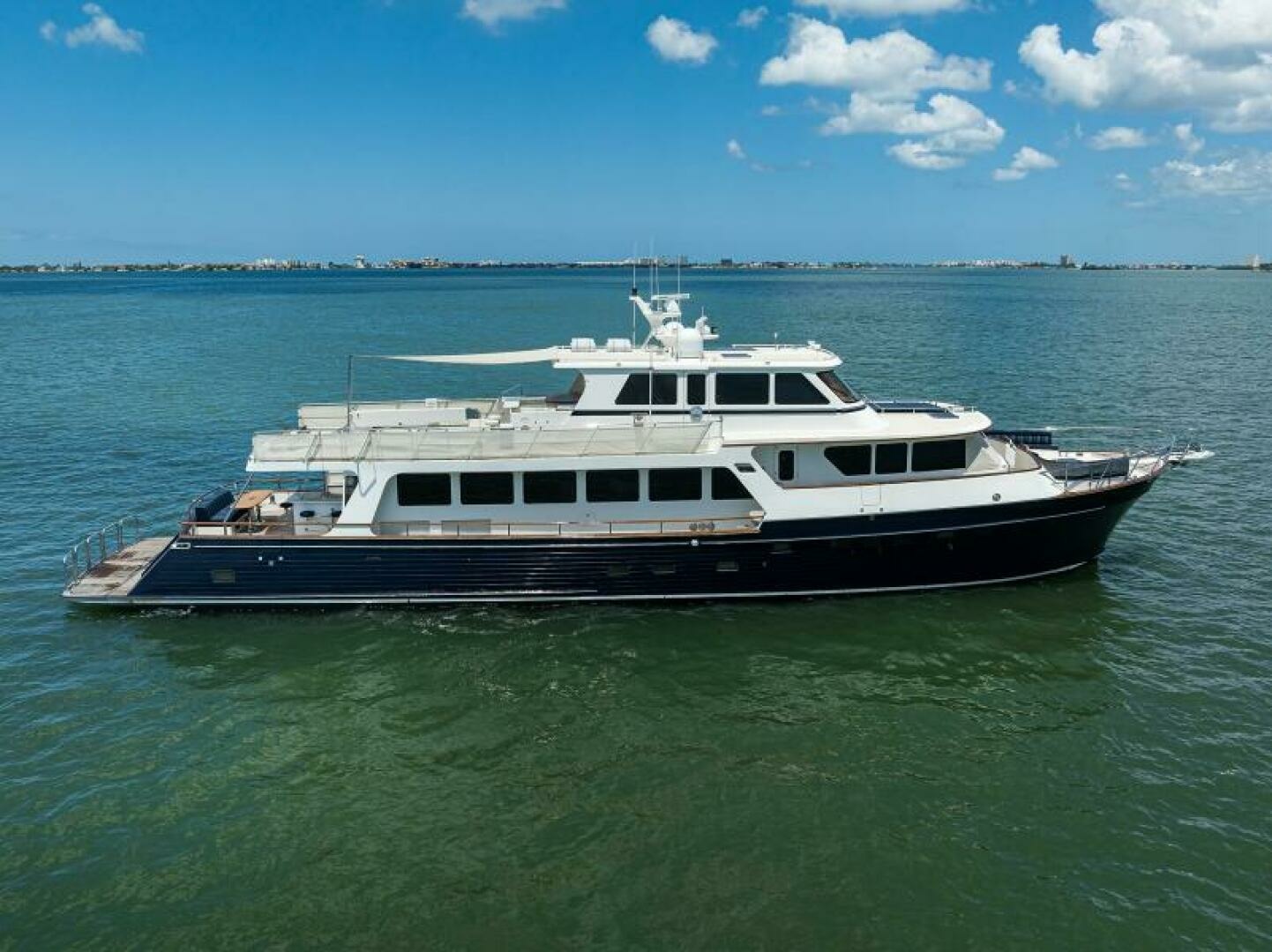 Marlow 97 Explorer — On Deck Master