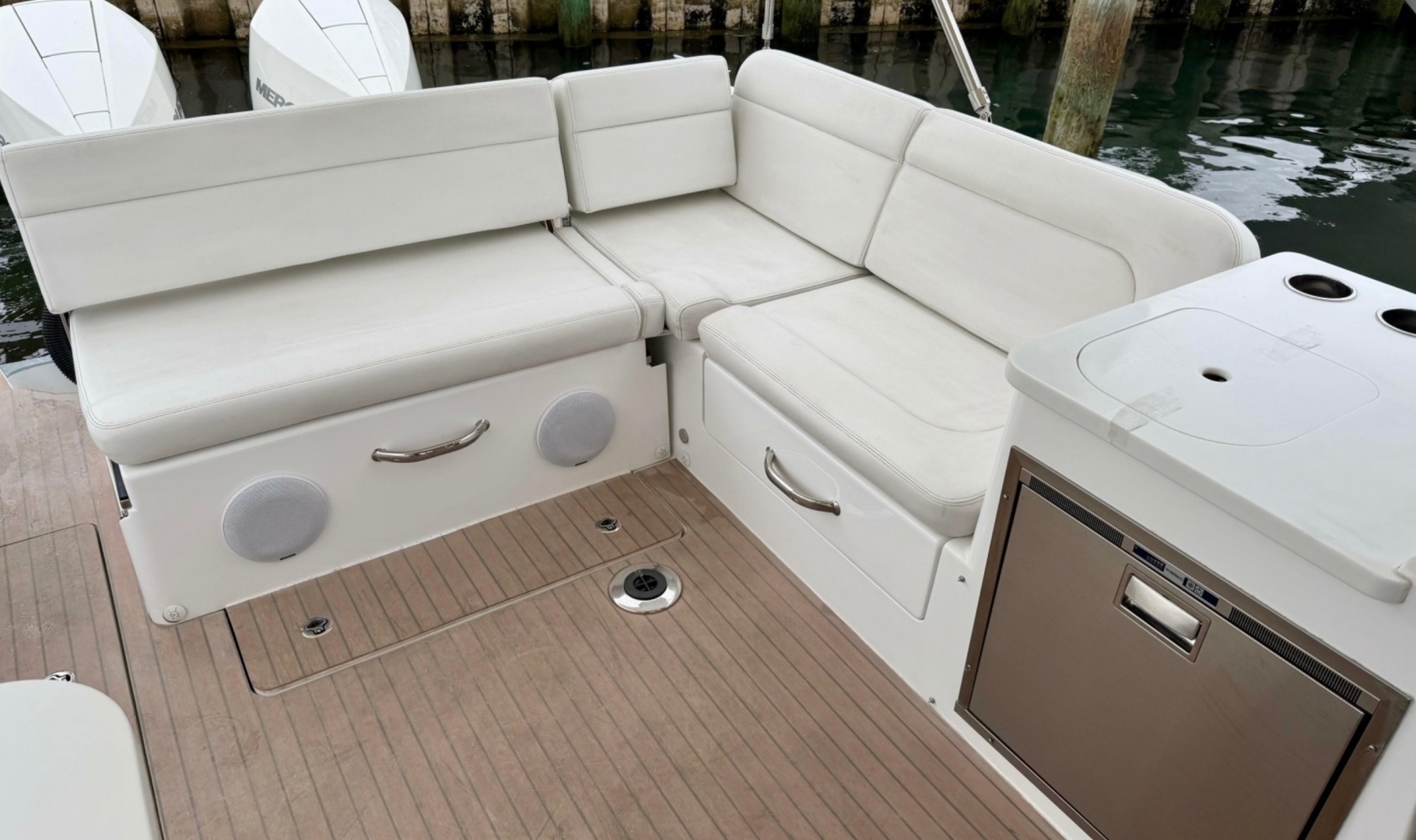 MJM 3 Yacht For Sale