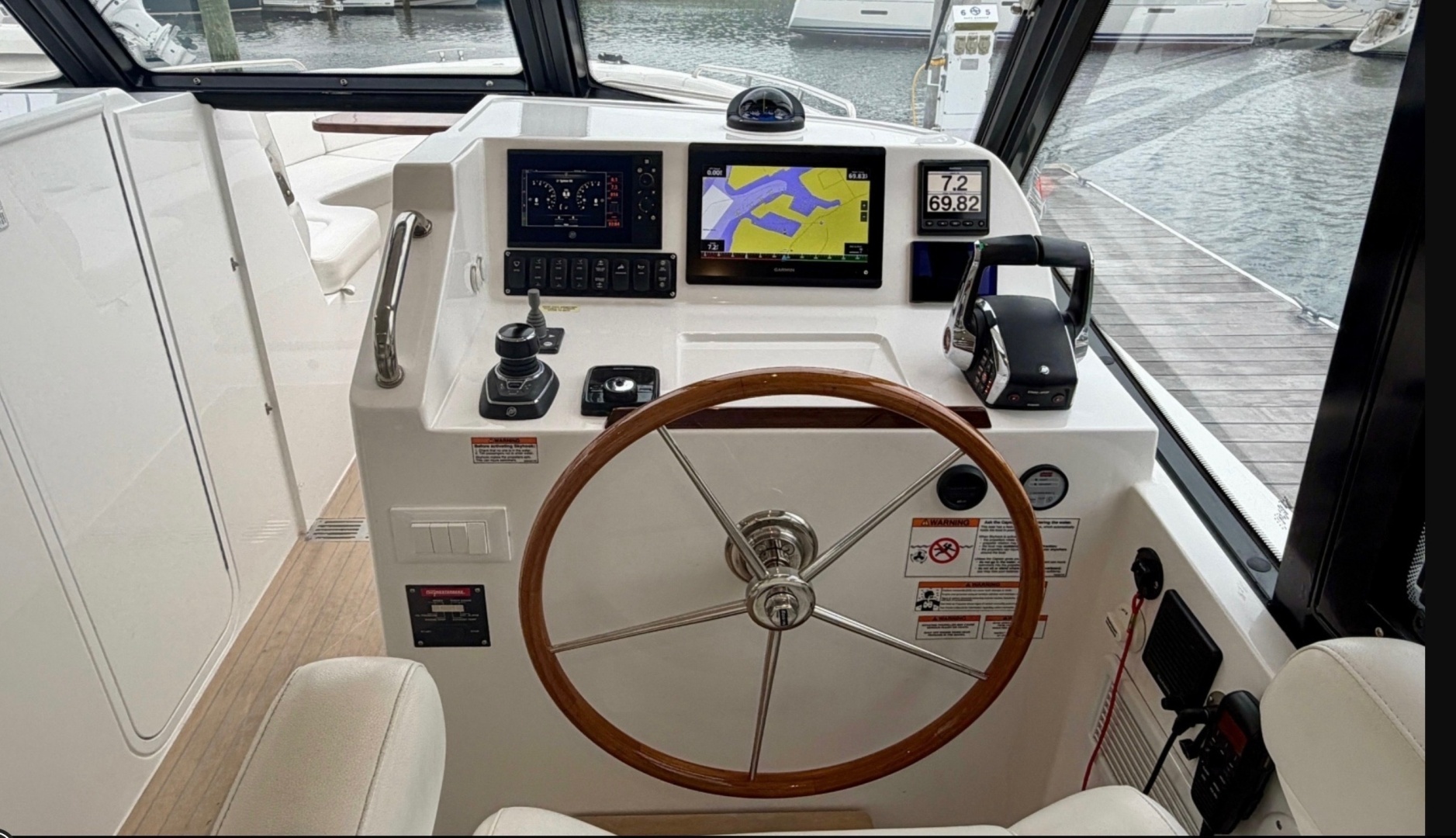 MJM 3 Yacht For Sale