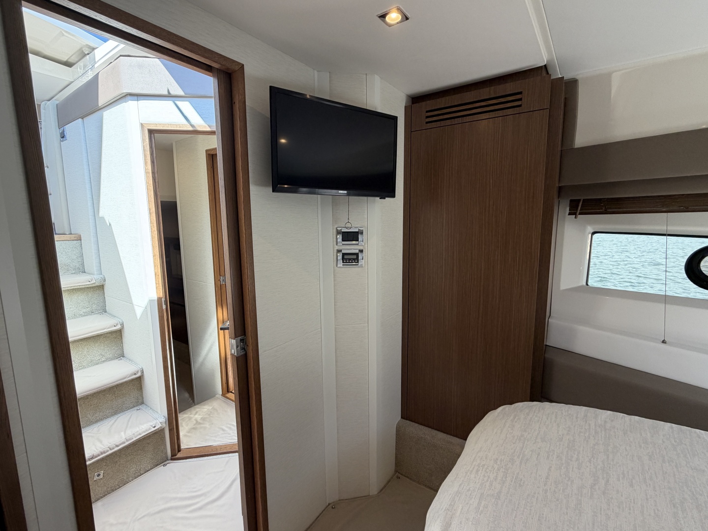 Today s Reward 46ft Sea Ray Yacht For Sale Today s Reward 46ft Sea Ray Yacht For Sale