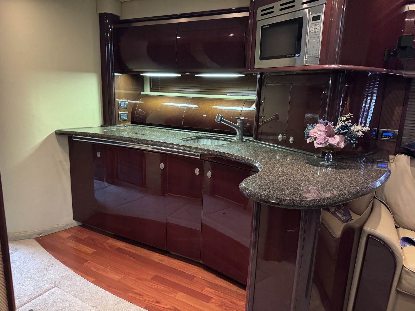 2007 Sea Ray 52 SUNDANCER