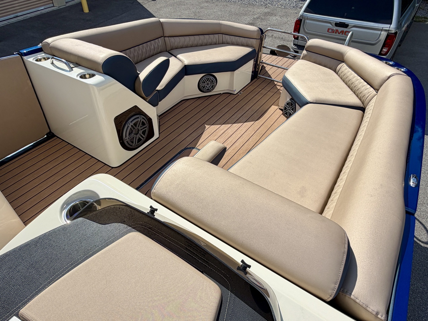 2019 Harris Crowne 250 SL Tritoon