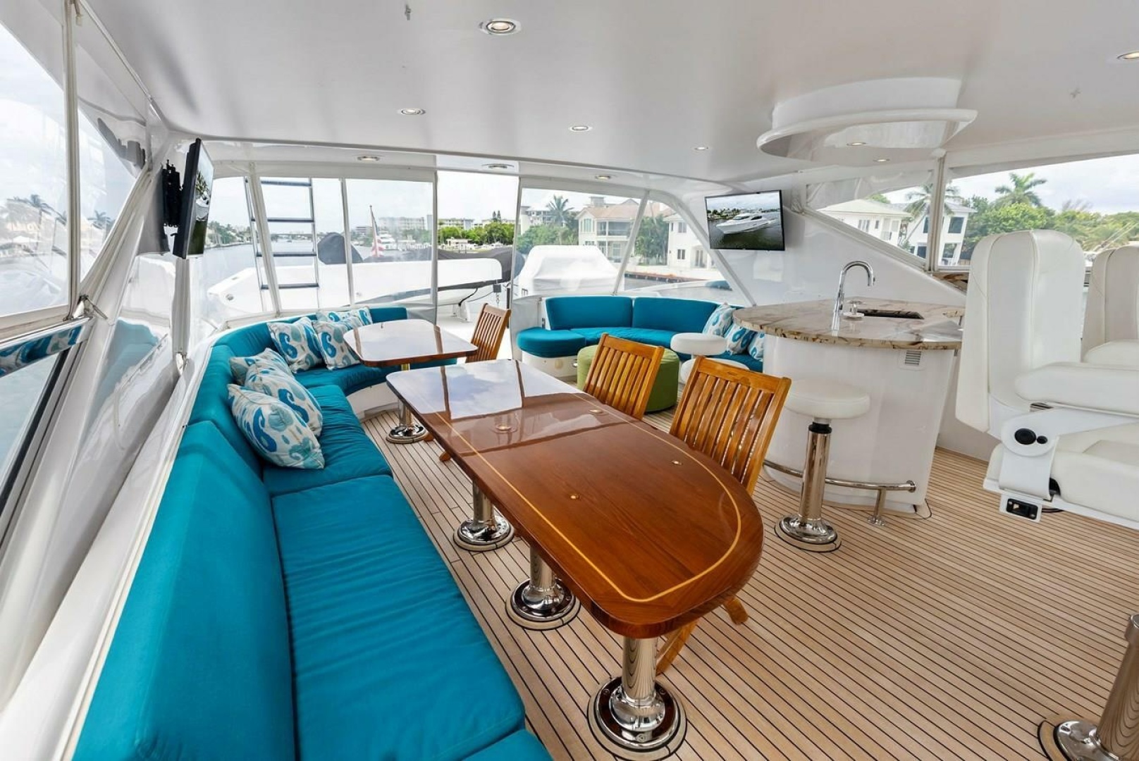 2007 Hatteras 