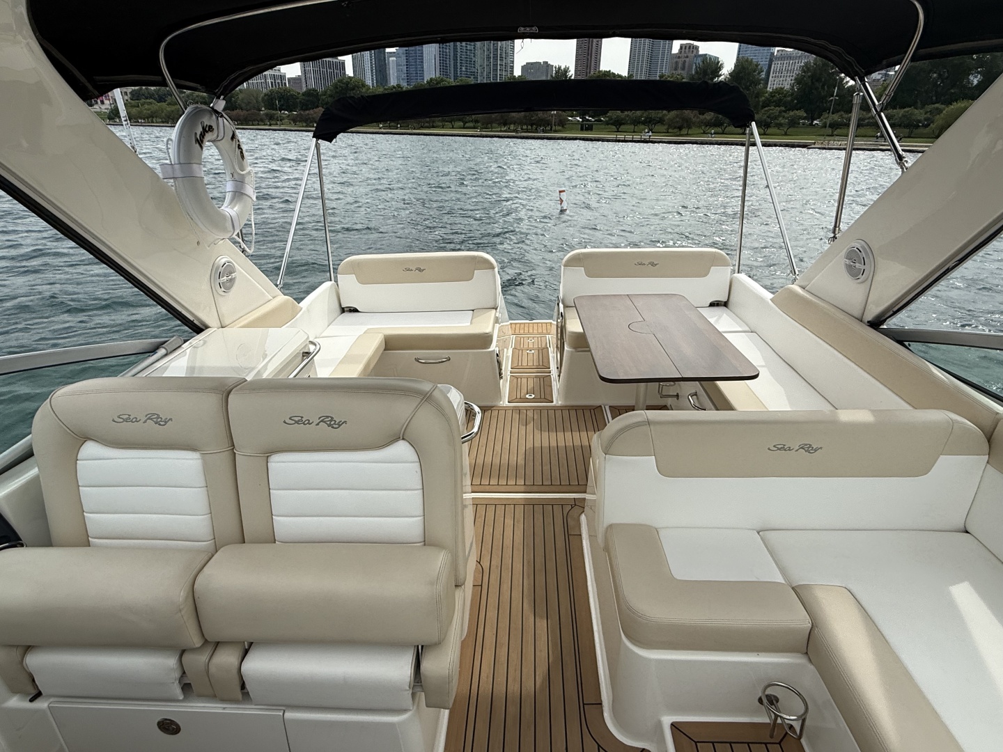 2013 Sea Ray 370 Venture