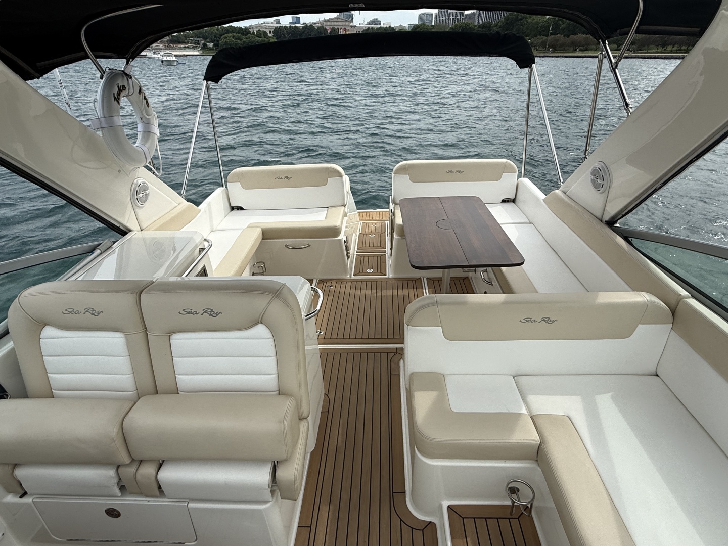 2013 Sea Ray 370 Venture