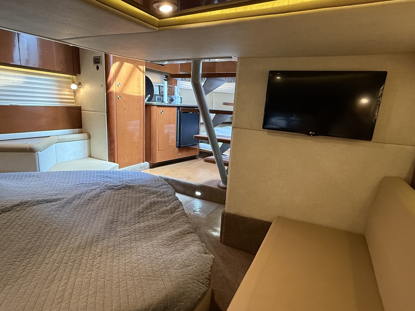 2013 Sea Ray 370 Venture