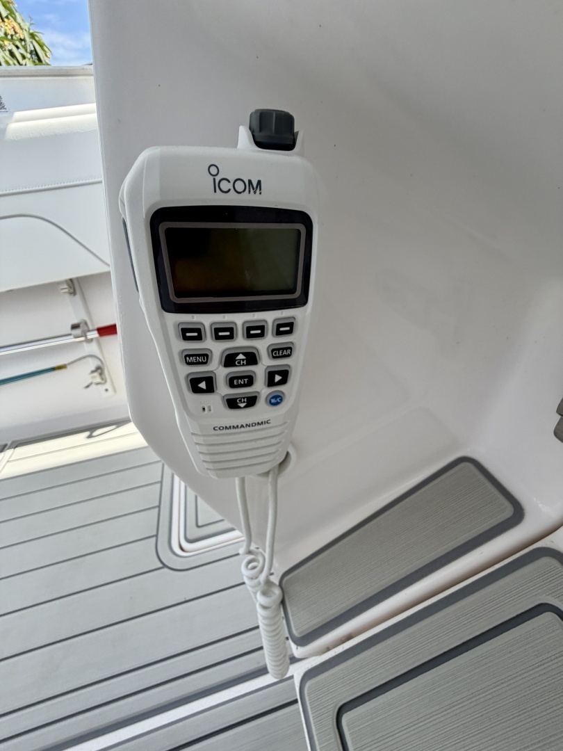 Intrepid 327 Cuddy 2020 Yacht For Sale