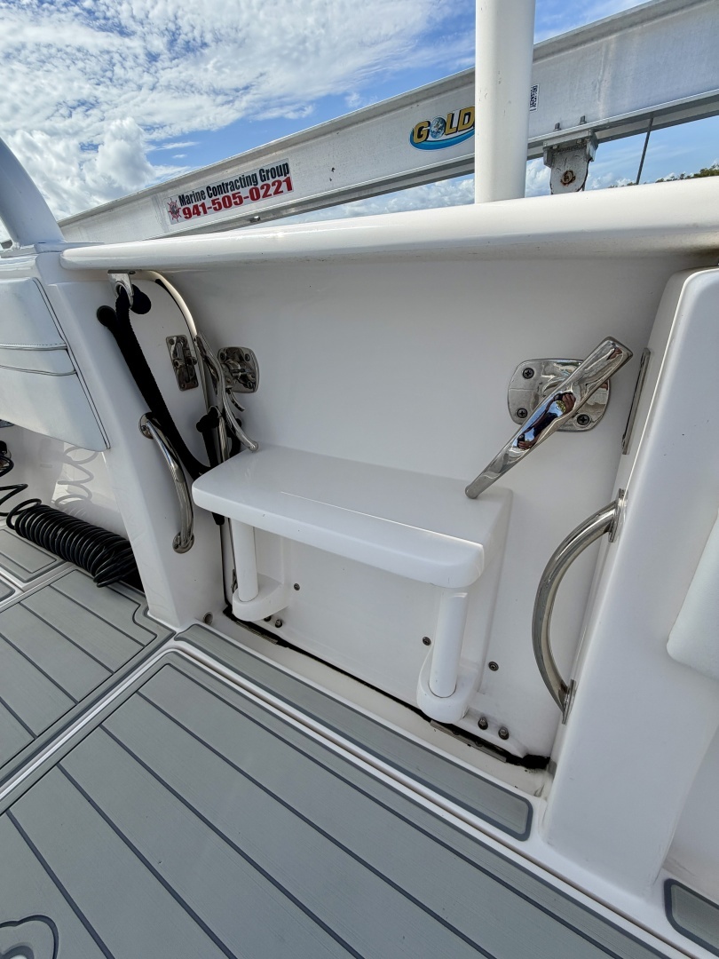 Intrepid 327 Cuddy 2020 Yacht For Sale