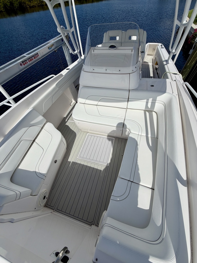 Intrepid 327 Cuddy 2020 Yacht For Sale
