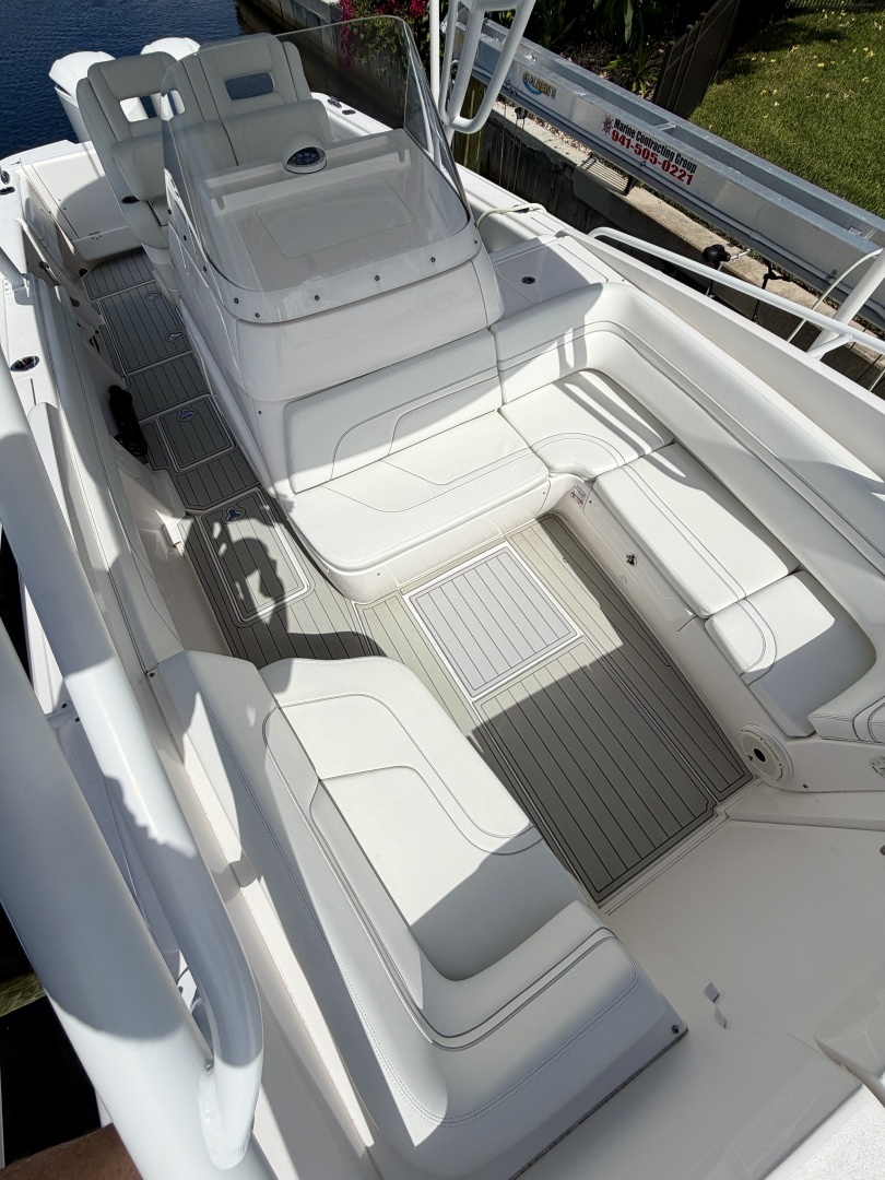 Intrepid 327 Cuddy 2020 Yacht For Sale