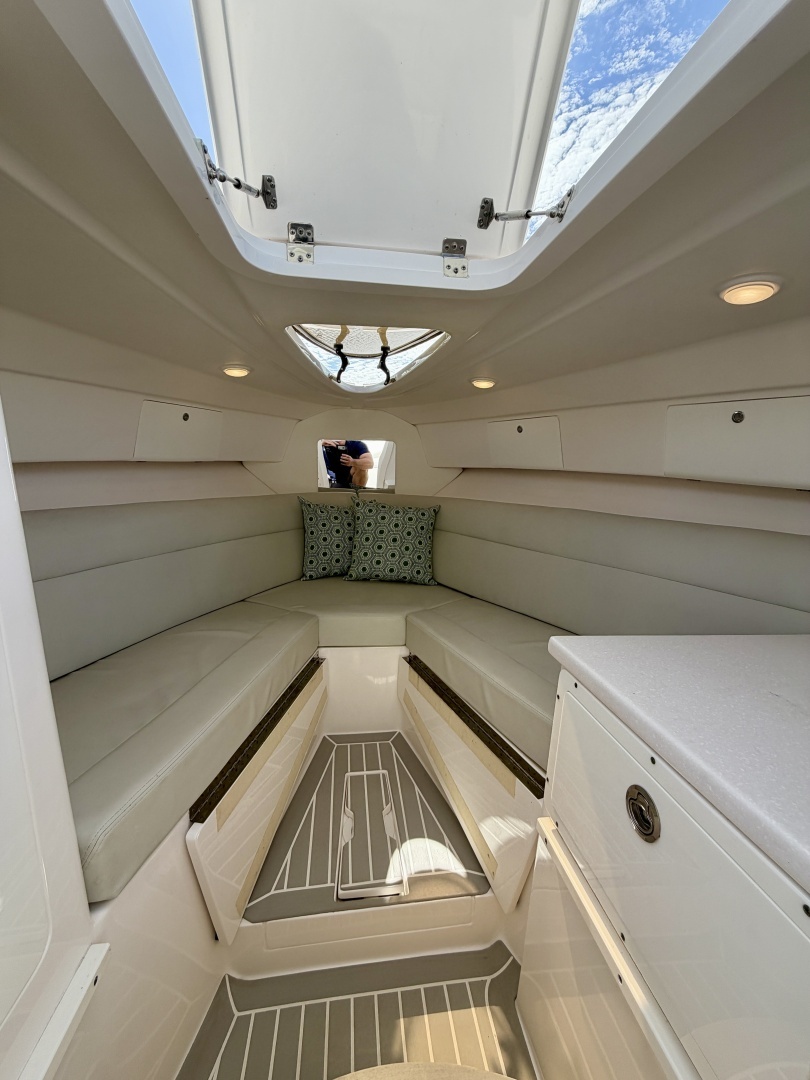 Intrepid 327 Cuddy 2020 Yacht For Sale